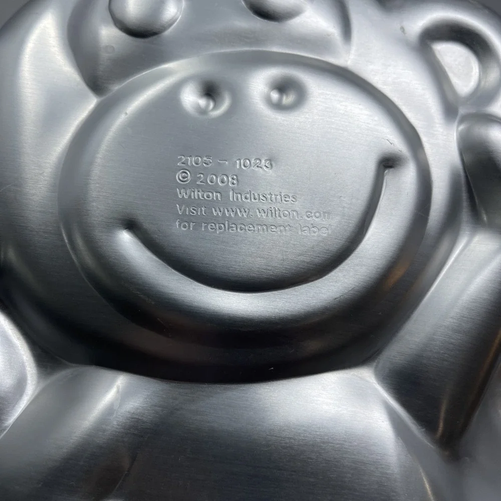Lot Of 2 Wilton Cake Pans Monkey And Winnie The Pooh